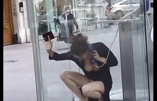XXX Thú vị, châu Á, cô ăn mặc hút dương vật của anh chàng Tình với anh ta