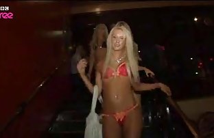XXX NGỦ ngon, trên đường phố cho tiền
