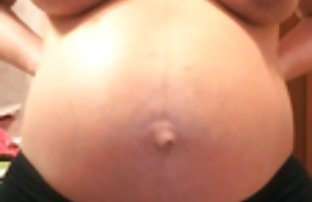 XXX Các người phụ nữ châu Á đánh tay những người đàn ông