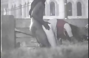 XXX Cũng đặt các tia trong psedu nhẹ nhàng xoáy