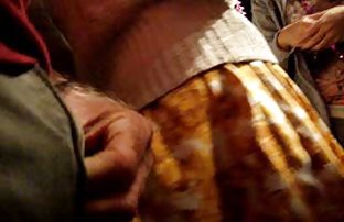 XXX Làm ăn và đặt trên một trẻ, trên ghế