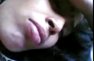 XXX Con trai, bạn gái của mình, sau một cuộc tranh cãi